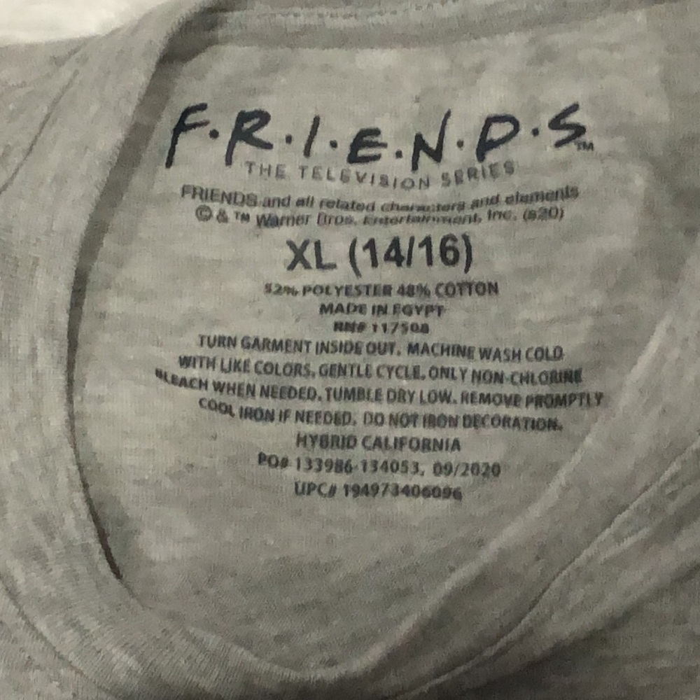 NWOT Girl’s FRIENDS Tv Series heather gray too/T-Shirt Sz XL - Picture 3 of 3